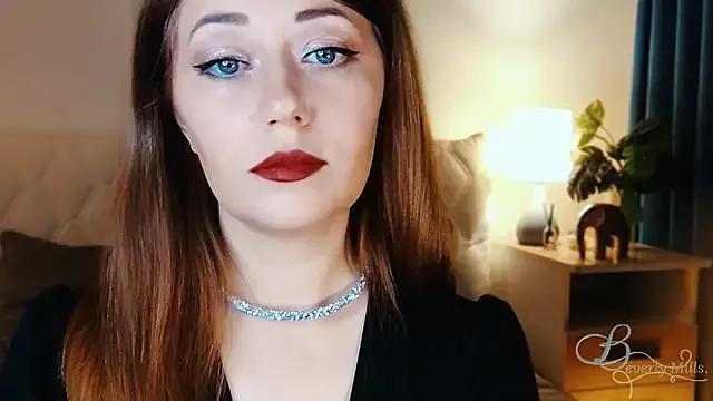 Freechat MissBeverlyMills on StripChat