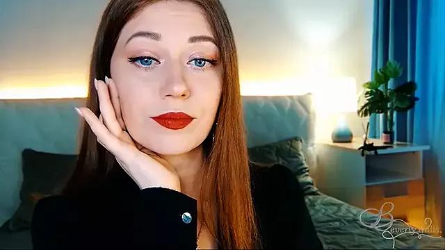 Freechat MissBeverlyMills on StripChat