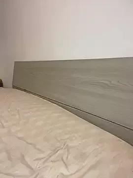 Freechat Monella123 on StripChat