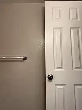 Myonlyprincess1 — Reverse Cowgirl on 11inchBBC CUM&SQUIRT