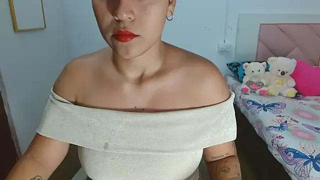 Nadia_hasbun — Twerking + Spanking Ass