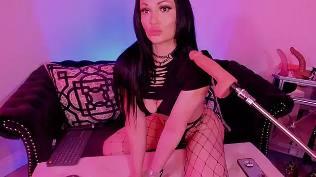 NatashaxoBangs on StripChat 