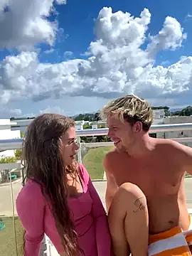 Freechat NickyGold_Official on StripChat