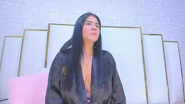 Freechat paola_rodriguez on StripChat