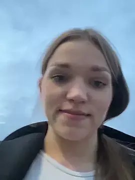 Freechat Porn_cornn on StripChat