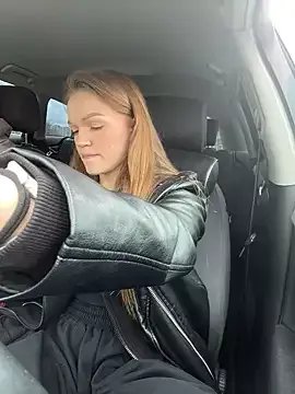 Freechat Porn_cornn on StripChat