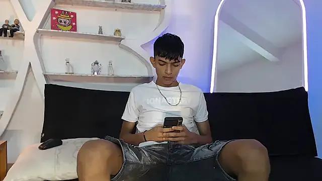 PRETTY_SEX1 — PLAYING WITH THE FORESPUCE 