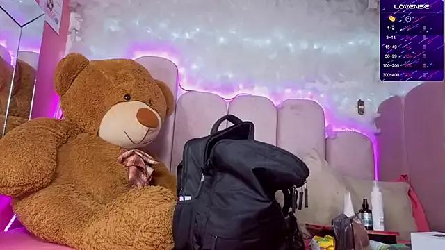 puca_ebony on StripChat