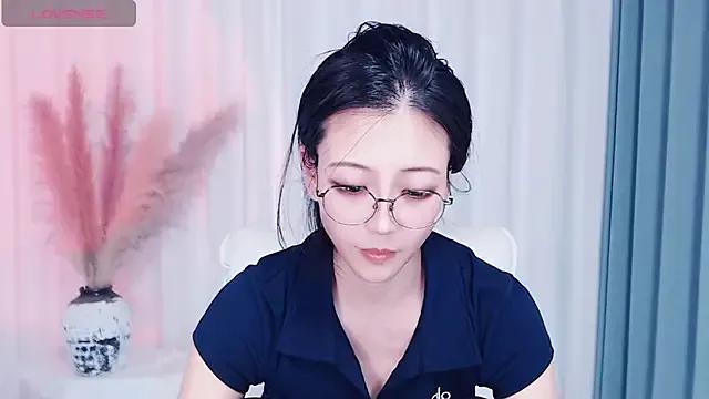Qiyue99 — Freechat on StripChat