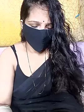 Freechat Rising_Smiler on StripChat