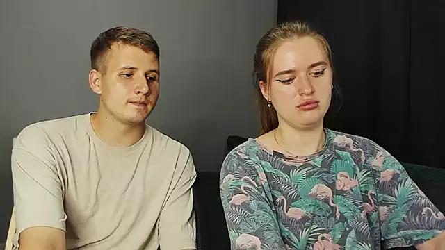 Freechat Robert_Lisa on StripChat