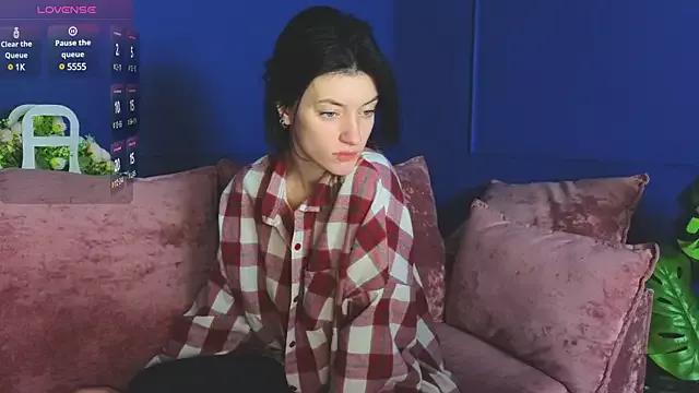Freechat roxy_riot_ on StripChat