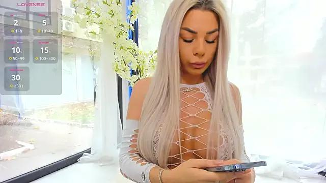 Russian_Ava — Freechat on StripChat