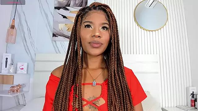 Sara_Lewwis on StripChat 