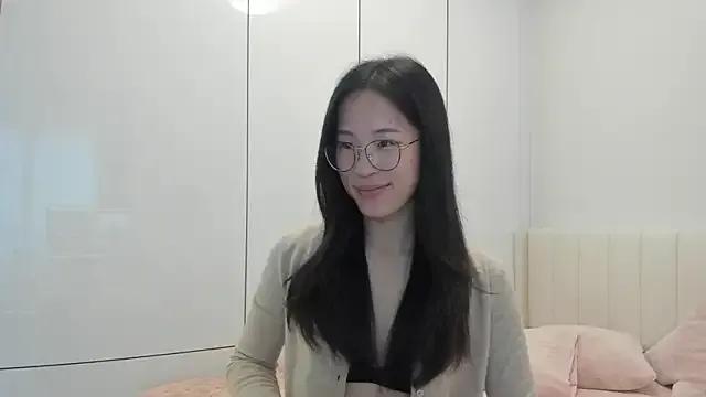 secretgirlfriendxo — peak a boobs