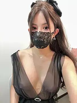 Freechat Selenaaaaa- on StripChat