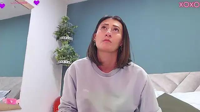 Private SharisWillian on StripChat