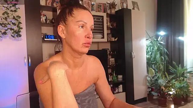 SheilaRyan — Oil my boobs and spank
