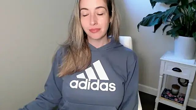 SuggestiveBehavior on StripChat 