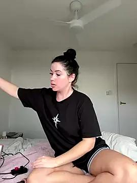 summermc_xx on StripChat 