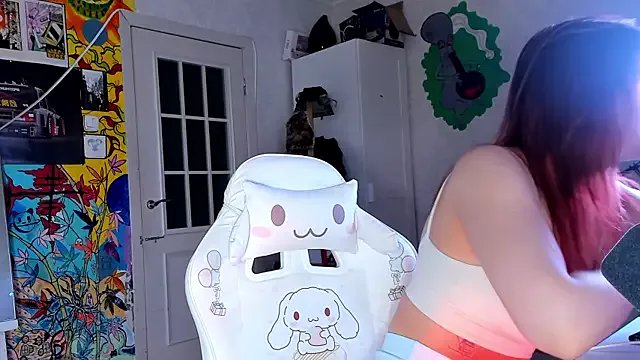 Sunny_Mouse_ on StripChat 