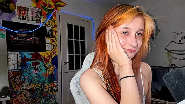 Sunny_Mouse_ on StripChat 