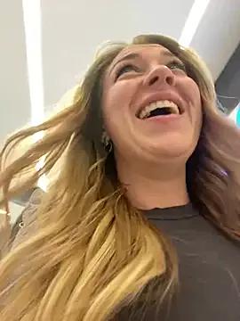 Freechat Sweet___Emily on StripChat