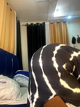 Freechat t-Booty_risky_ on StripChat