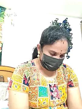 Tamil_Aathira — Private on StripChat