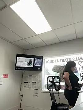 Freechat ThicBunz on StripChat