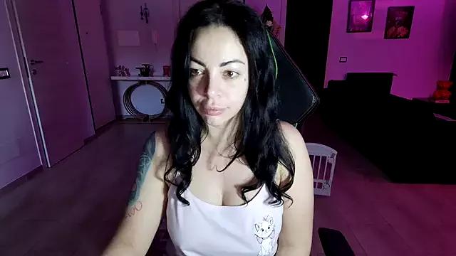 Virgin_Amber on StripChat