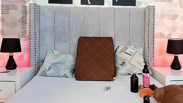 vivi_ruby on StripChat 