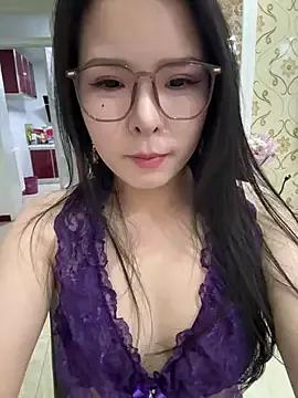 Freechat xixiya888 on StripChat