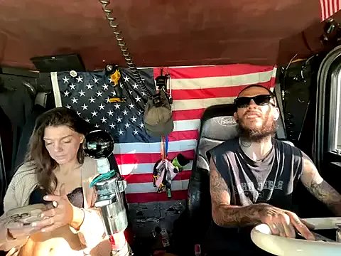 Freechat XMeF10 on StripChat