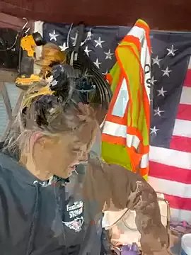 Freechat XMeF10 on StripChat