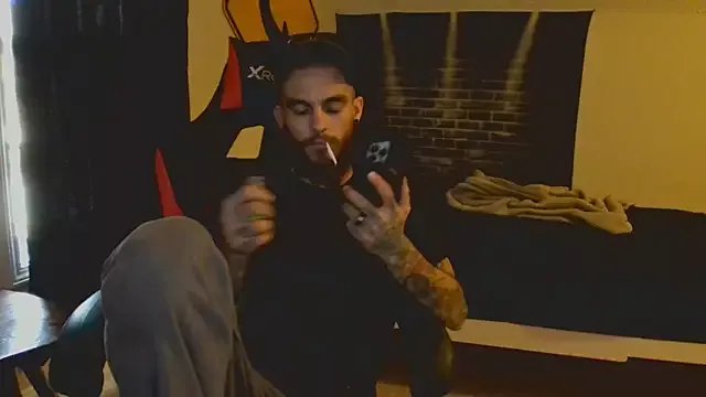 Freechat XMeF10 on StripChat