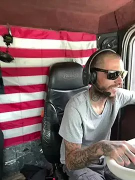 Freechat XMeF10 on StripChat