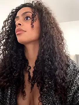 Freechat yasmingarcia on StripChat