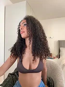 Freechat yasmingarcia on StripChat