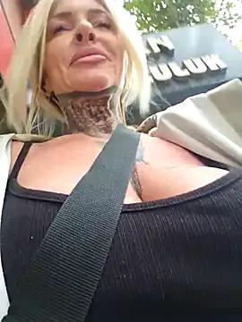 Private YourMommyBlair on StripChat