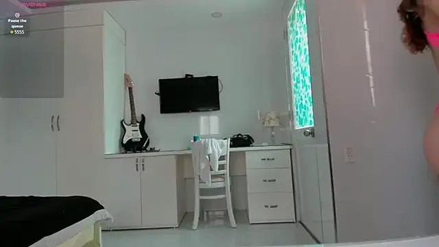 Freechat Yuki_miiii on StripChat