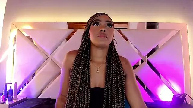 ZaraCollinss on StripChat 